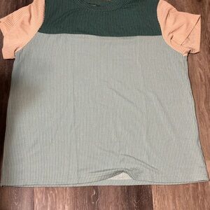 Amazon Green and Tan Short Sleeve Tee